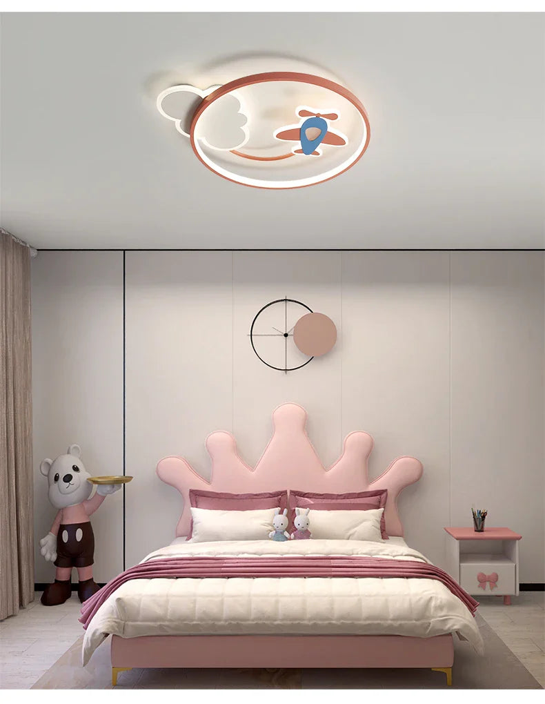 DreamGlow Dimmbarer LED-Kronleuchter für Kinderzimmer