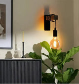RetroLume – Vintage LED Wandlampe aus Holz & Eisen mit E27 | Industrial & Loft Stil