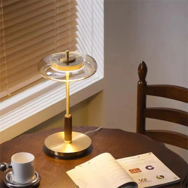 Luxus LED Tisch- & Stehlampe – Stilvolle Beleuchtung für Schlafzimmer, Bad & Arbeitszimmer