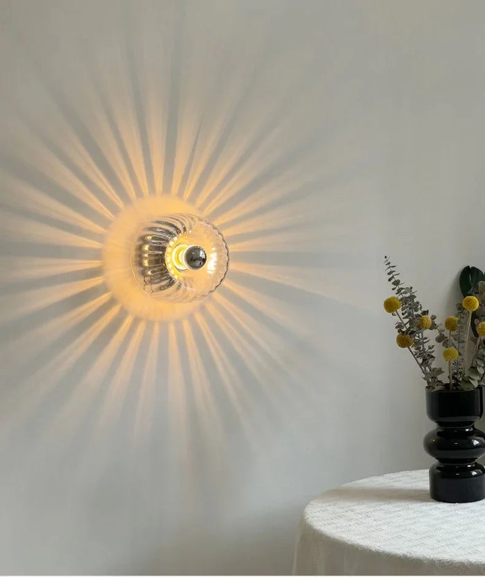 Skandinavische Bauhaus-Wandlampe