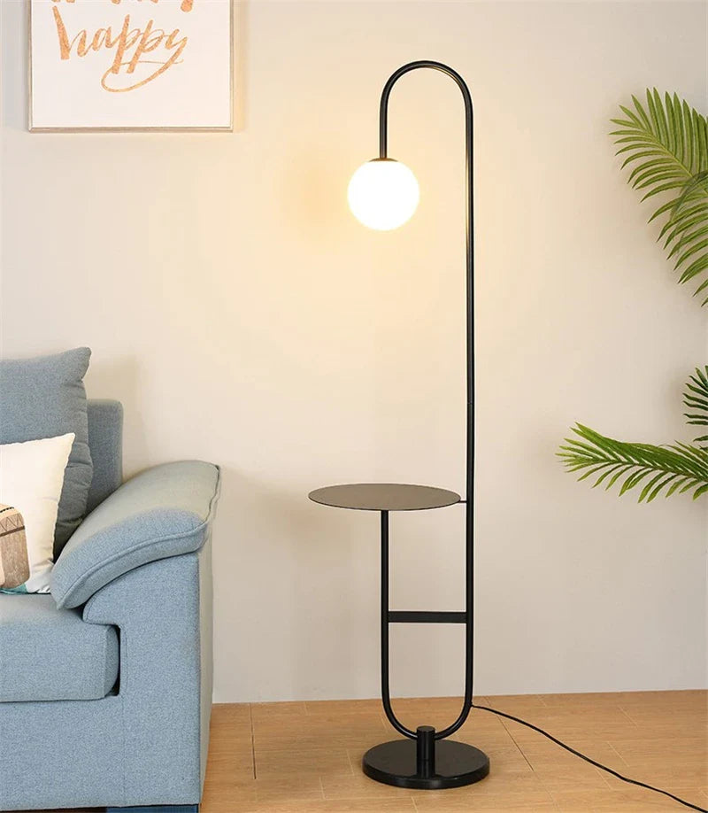 Nordic Luxe Vloerlamp met Marmeren Bijzettafel