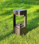LumiPad Moderne LED Gartenlampe – Minimalistisches IP55 Außenlicht für Garten, Einfahrt, Hof & Landschaft