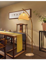 ZenGlow Wabi-Sabi LED Stehlampe – Nordisches & Japanisches Design für eine Ruhige Atmosphäre