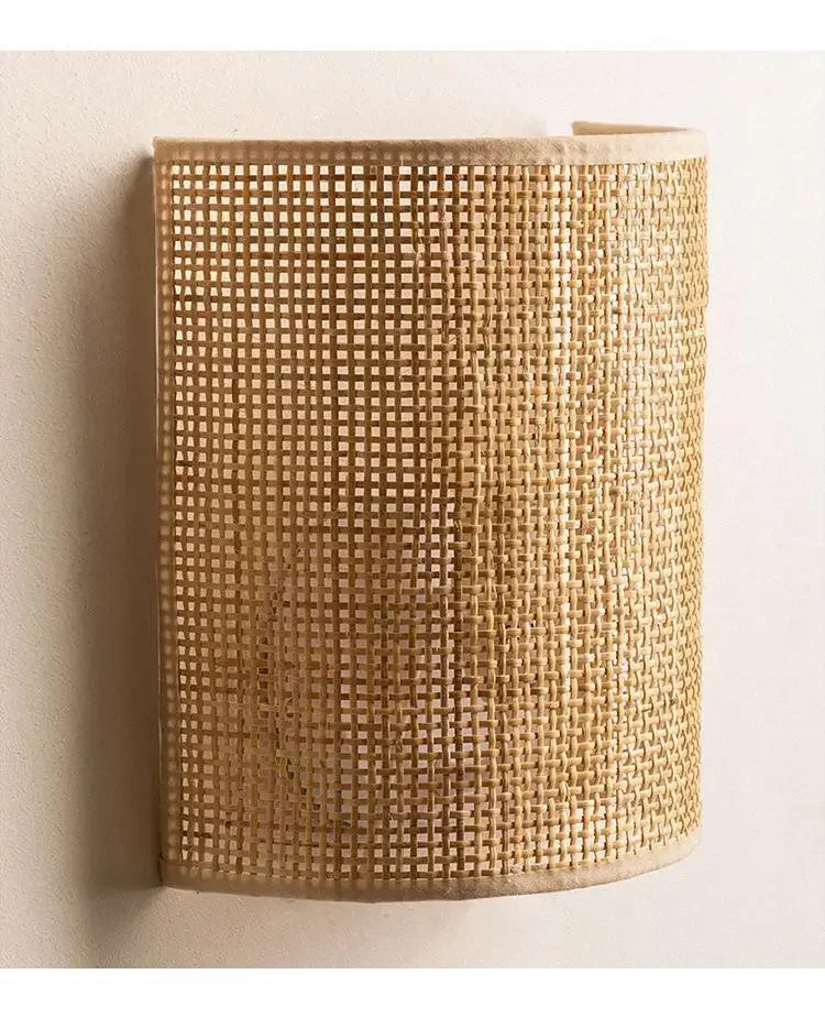 RustiRiet Wandleuchte – Handgeflochtene Rattan-Wandlampe für Schlafzimmer, Wohnzimmer & Flur