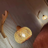 NaturLume Bambus Wandlaterne – Handgeflochtene Wandleuchte aus Rattan mit E27 Sockel