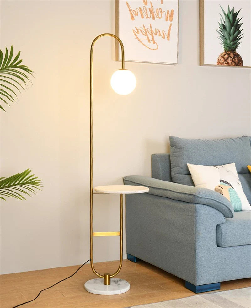 Nordic Luxe Vloerlamp met Marmeren Bijzettafel