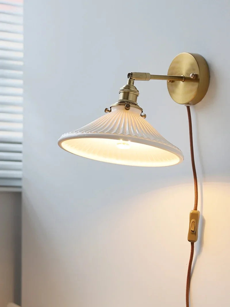 Kyotaro Wandleuchte – Japanische Keramik-Wandlampe mit LED-Kompatibilität