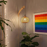 NaturLume Bambus Wandlaterne – Handgeflochtene Wandleuchte aus Rattan mit E27 Sockel