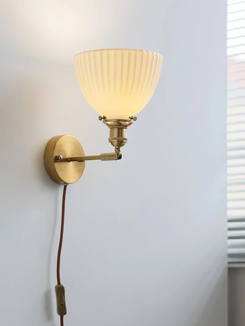 Kyotaro Wandleuchte – Japanische Keramik-Wandlampe mit LED-Kompatibilität