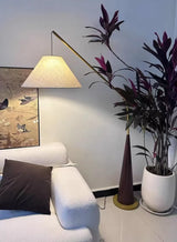 LumiArc – Luxuriöse Holz-Bogen-Stehlampe mit Stoffschirm