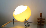 LumiEgg Retro Bauhaus Tischlampe