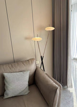 Nordische Design LED Stehlampe – Moderne Minimalistische Stehleuchte für Wohnzimmer, Esszimmer & Schlafzimmer