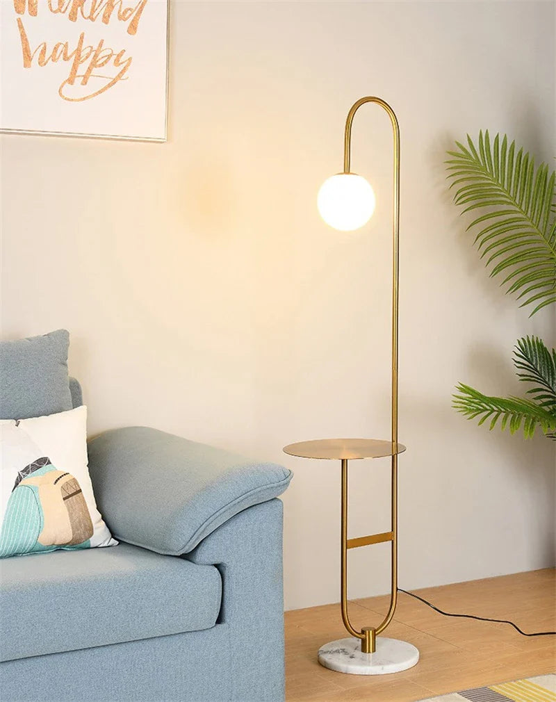 Nordic Luxe Vloerlamp met Marmeren Bijzettafel