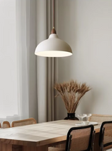 Skandinavische Hängelampe für die Küche