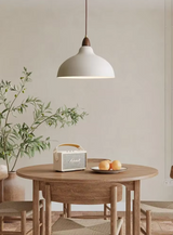 Skandinavische Hängelampe für die Küche