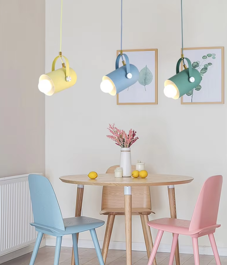 Moderne nordische Winkeltropfenleuchte