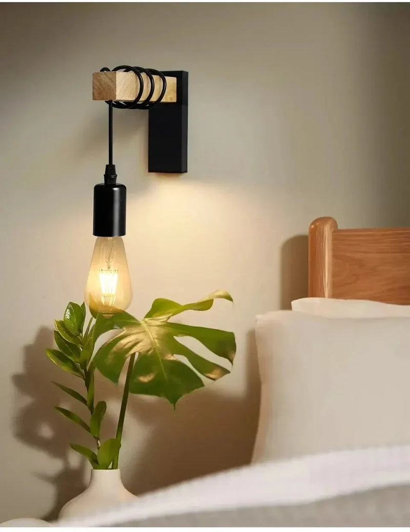 RetroLume – Vintage LED Wandlampe aus Holz & Eisen mit E27 | Industrial & Loft Stil