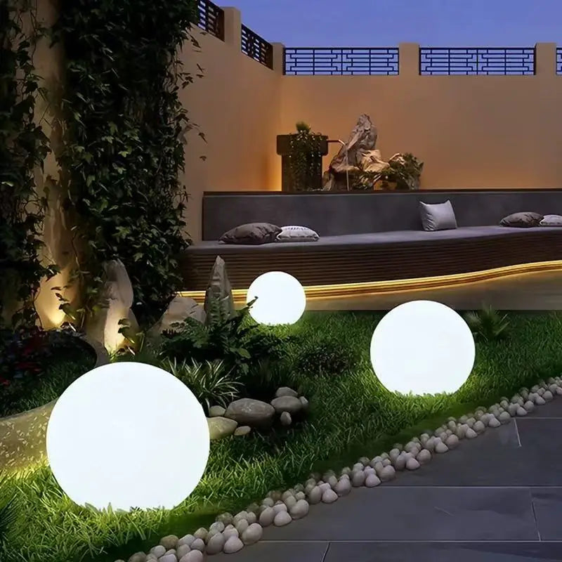 LUXARÉ GlowSphere RGB Gartenleuchte