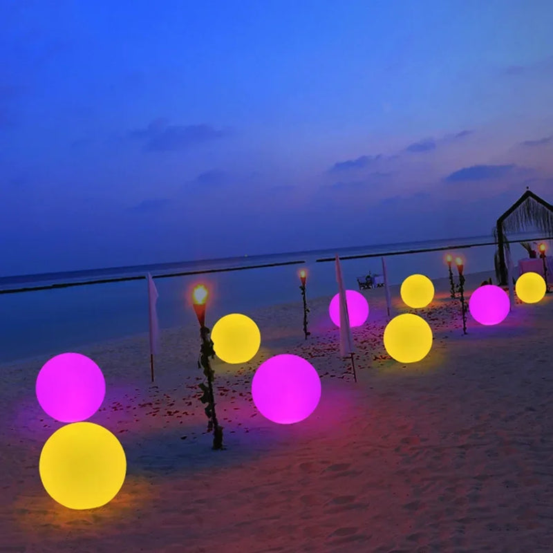 LumiGlow LED Gartenkugel – 16 Farben, Fernbedienung & Wiederaufladbar