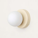 LumiGlobe – Moderne skandinavische Pendelleuchte mit Glasschirm