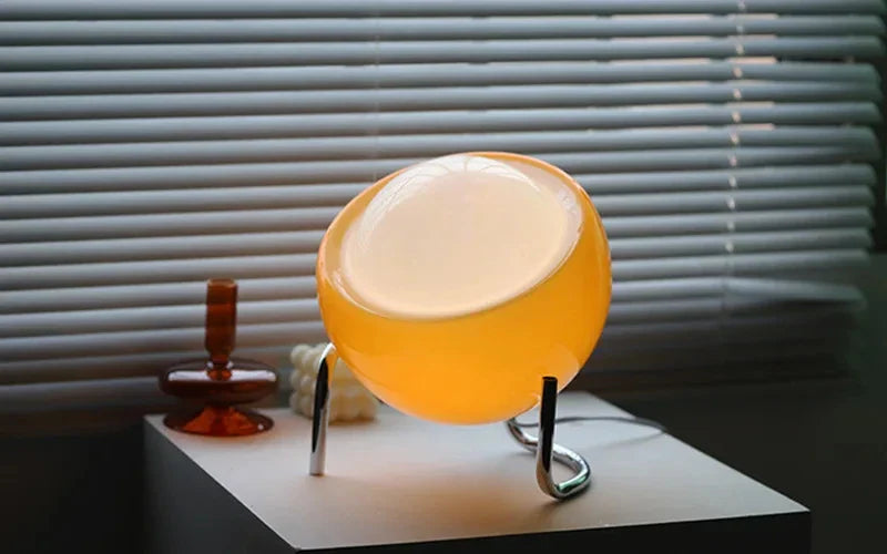 LumiEgg Retro Bauhaus Tischlampe