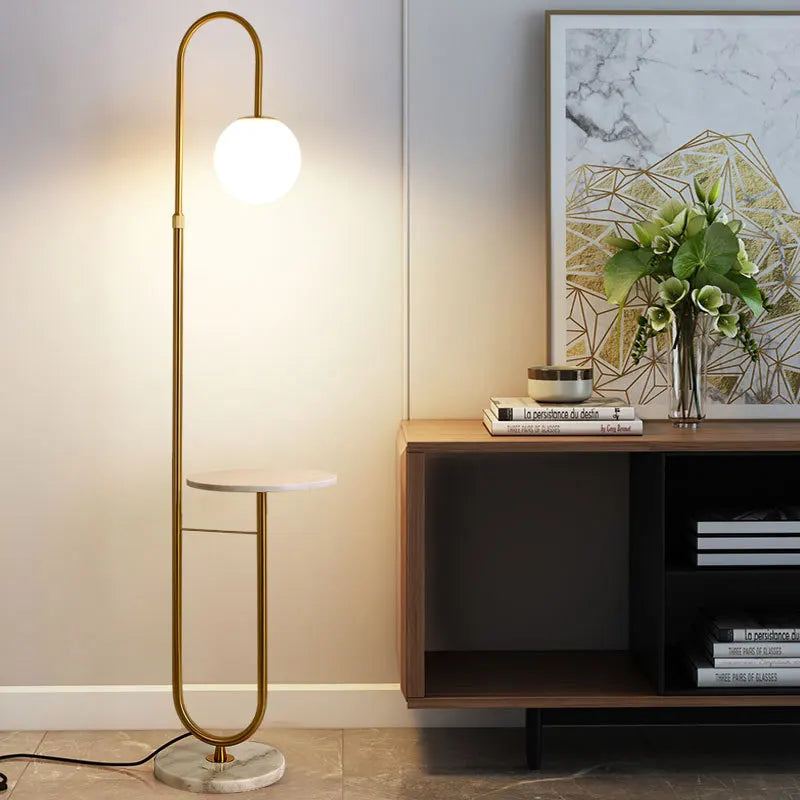 Nordic Luxe Vloerlamp met Marmeren Bijzettafel