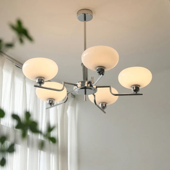 Mittelalterliche Bauhaus-Deckenlampe
