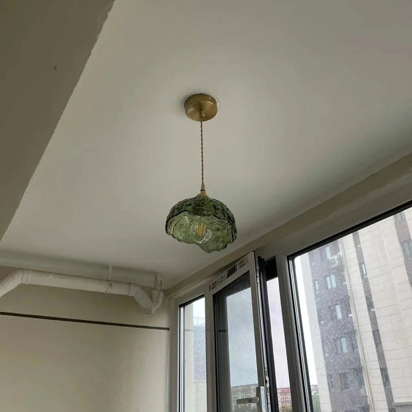Unregelmäßige Hängelampe aus Messingglas
