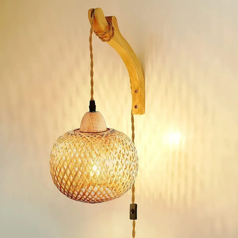 NaturLume Bambus Wandlaterne – Handgeflochtene Wandleuchte aus Rattan mit E27 Sockel