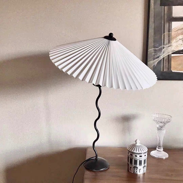 Kunstvolle Squiggle Tischlampe