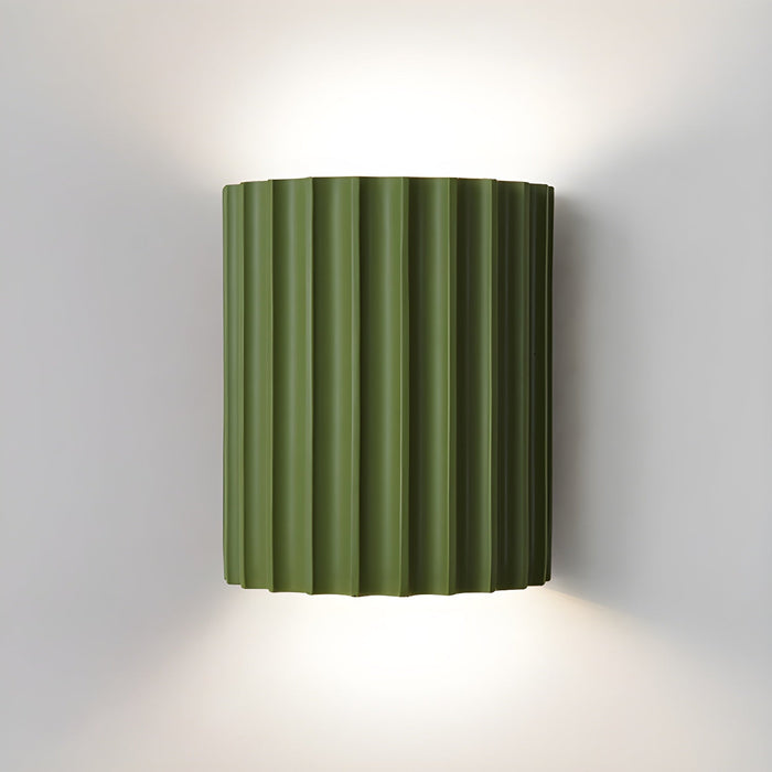 Moderne halbrunde Wandleuchte aus Kunstharz für das Wohnzimmer