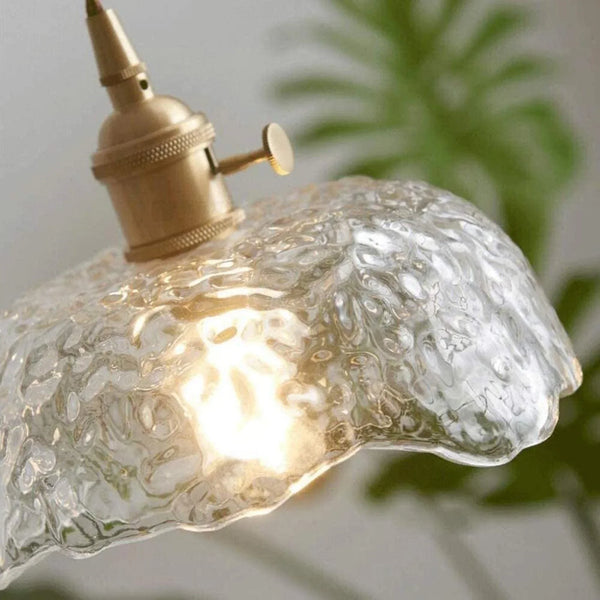 Unregelmäßige Hängelampe aus Messingglas