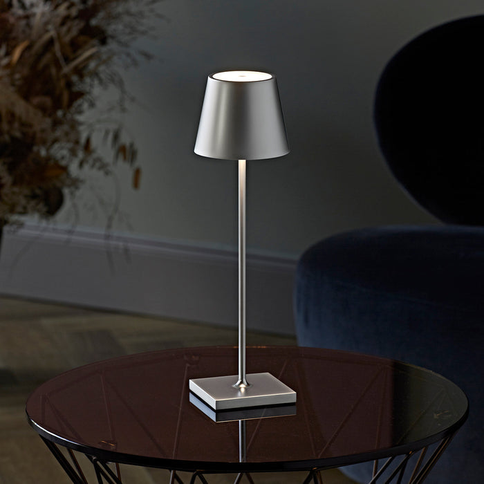 Dimmbar Tischlampe