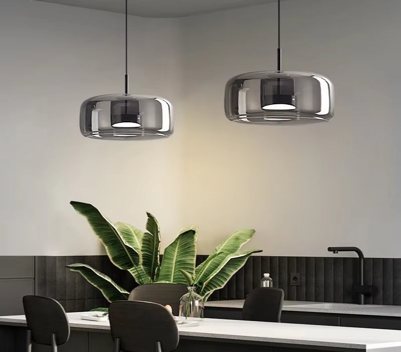 LumiGlow – Elegante Pendelleuchte aus Glasstein mit LED