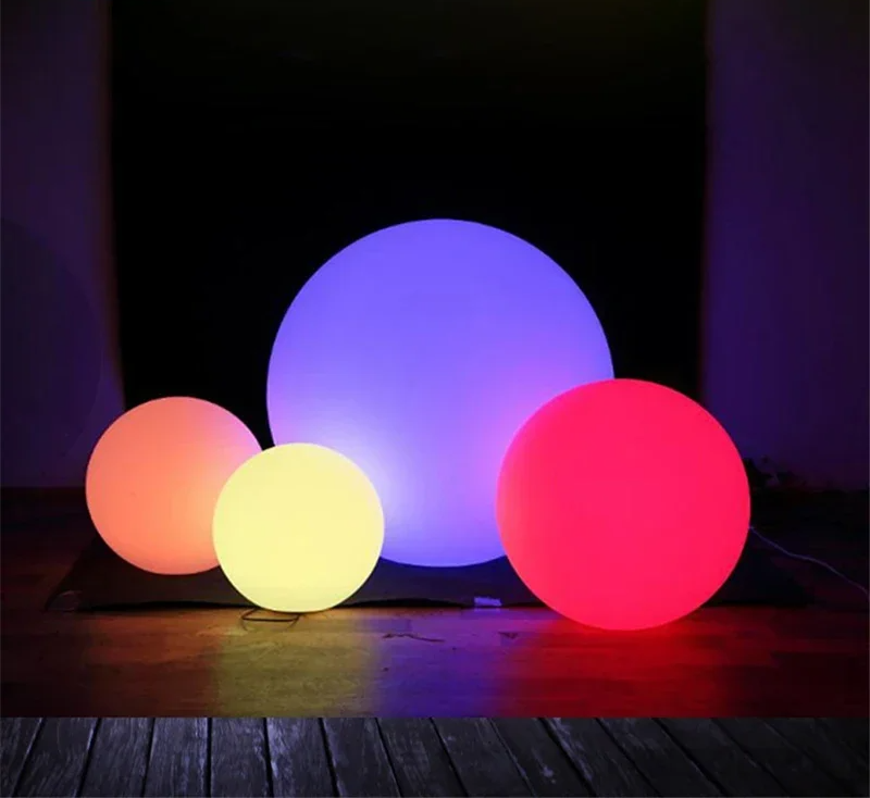 LumiGlow LED Gartenkugel – 16 Farben, Fernbedienung & Wiederaufladbar