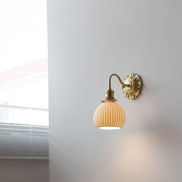 Messing-Keramik-Wandlampe