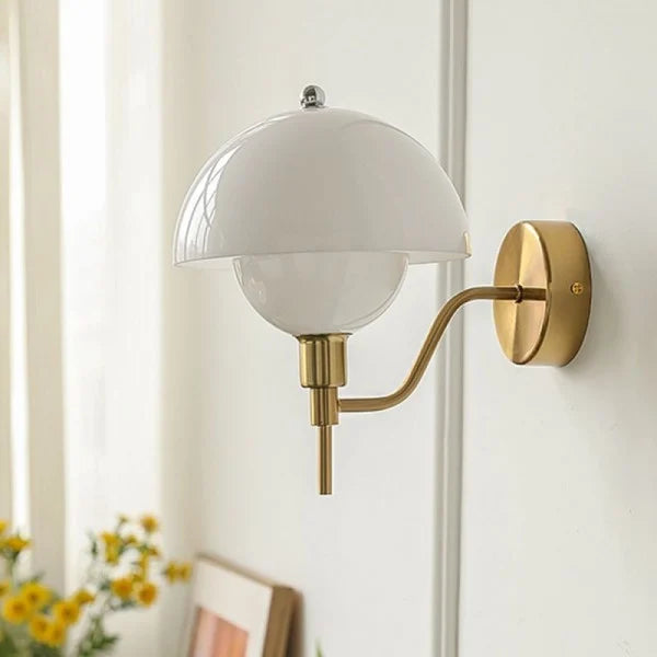 Wandleuchte Pilz in Creme Farbe