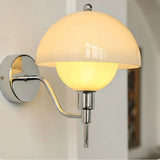 Wandleuchte Pilz in Creme Farbe