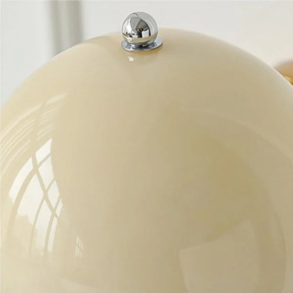 Wandleuchte Pilz in Creme Farbe