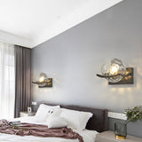 Moderne LED-Wandleuchte aus Glas