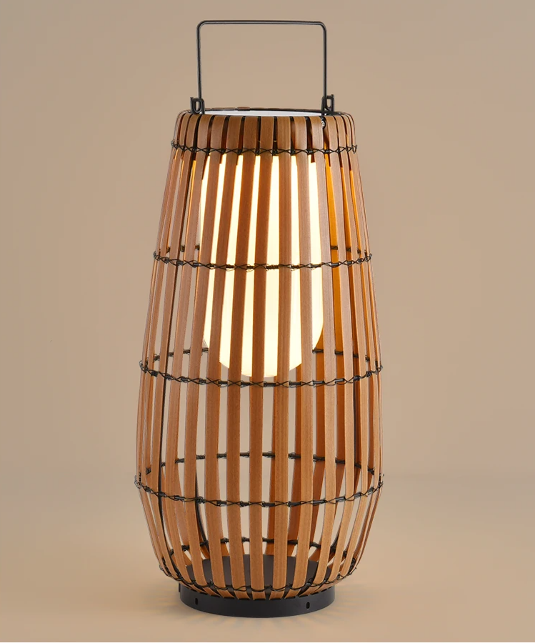 LumaSfera Solar Garten- und Terrassenleuchte – Moderne Outdoor LED-Lampe aus Edelstahl mit E27 Leuchtmittel (IP65)