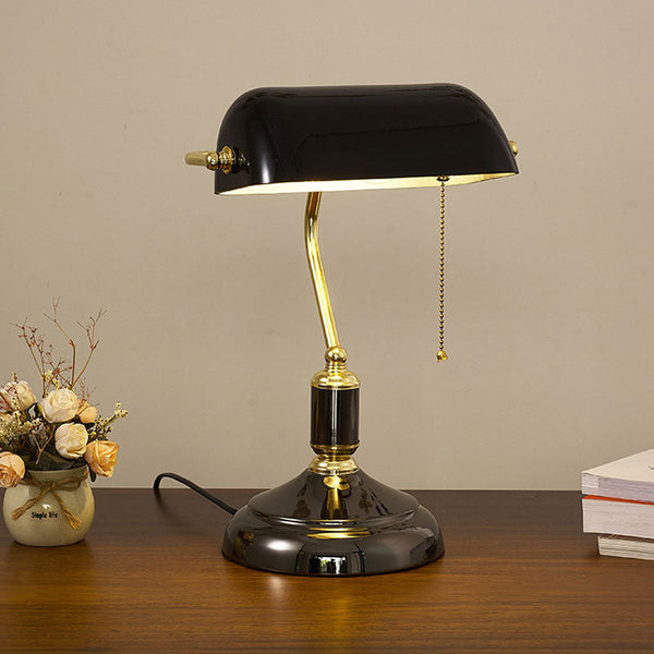 Tischlampe aus Glas im europäischen Stil