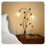 Französische Glasblumen Tischlampe