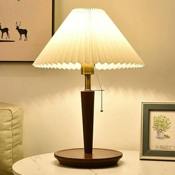 Vintage Plissee-Tischlampe aus Holz