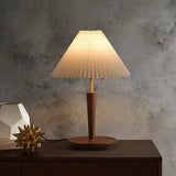Vintage Plissee-Tischlampe aus Holz
