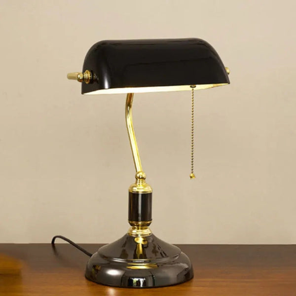 Tischlampe aus Glas im europäischen Stil